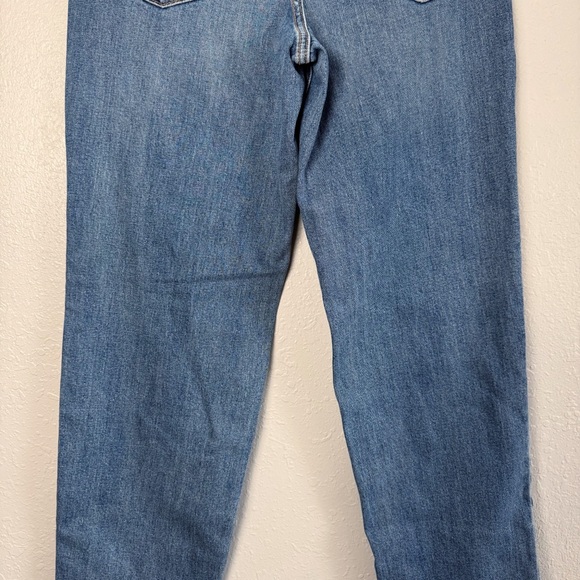 NWT Old Navy Curvy high waisted OG Loose jeans distressed 6 - Picture 8 of 11